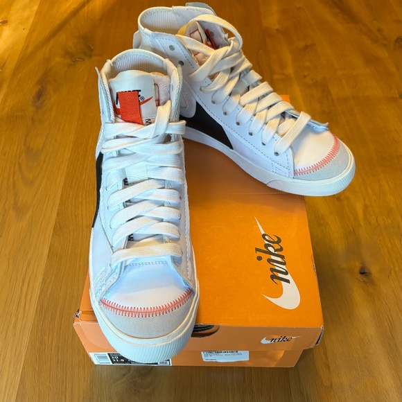 Men’s Nike Blazer Mid Jumbo 77 - Size 10 EUC - Picture 1 of 10